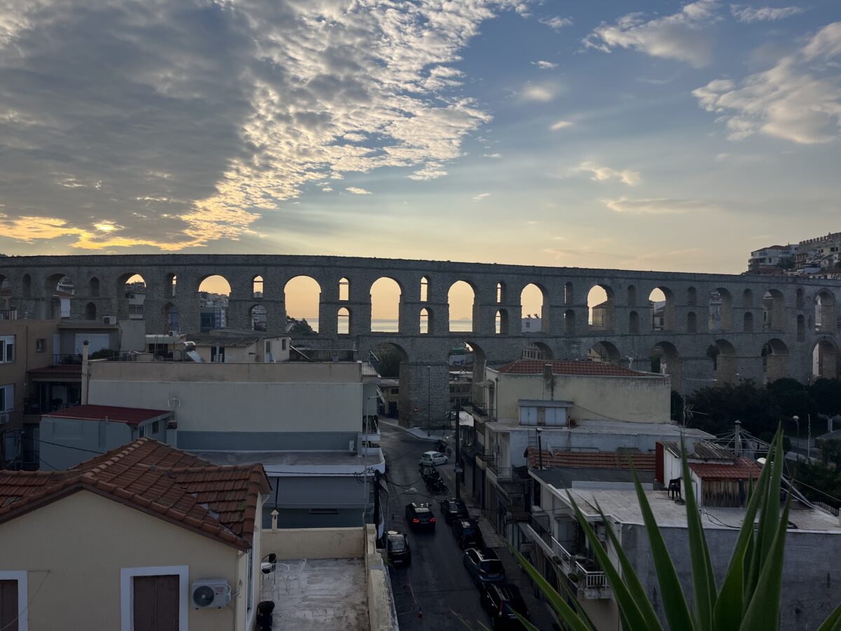 Vacanță în Kavala. Prețurile pentru o săptămână de cazare