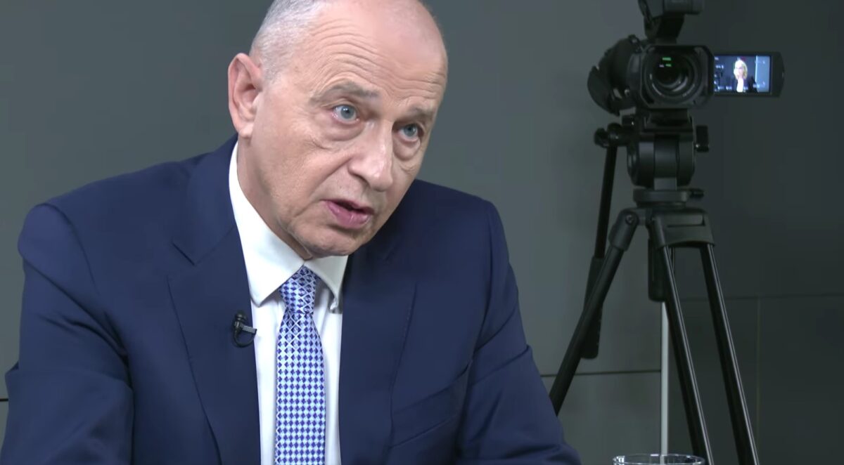 Geoană vrea să-l ademenim pe Trump cu pământuri rare