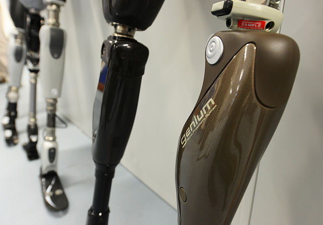 Protezele bionice, controlate de creier, tot mai aproape de a deveni realitate. Cum vor funcționa