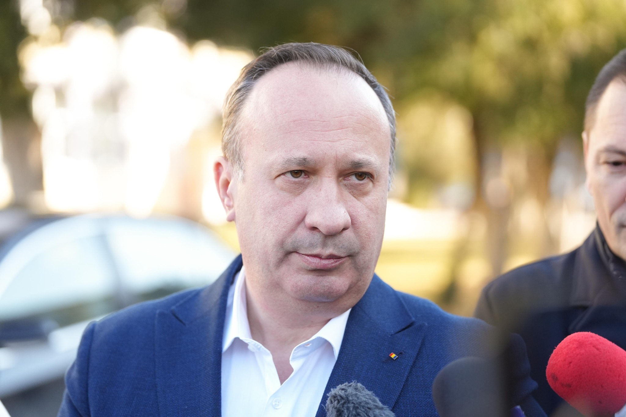Adrian Câciu susține că PNL și USR au oprit protestul din Camera Deputaților când au aflat că pierd banii de prezență