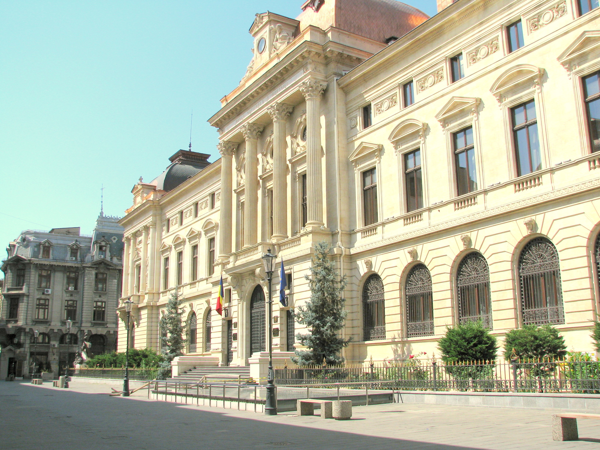 Depozitele în lei ale populației au scăzut cu 0,4 la sută față de luna anterioară