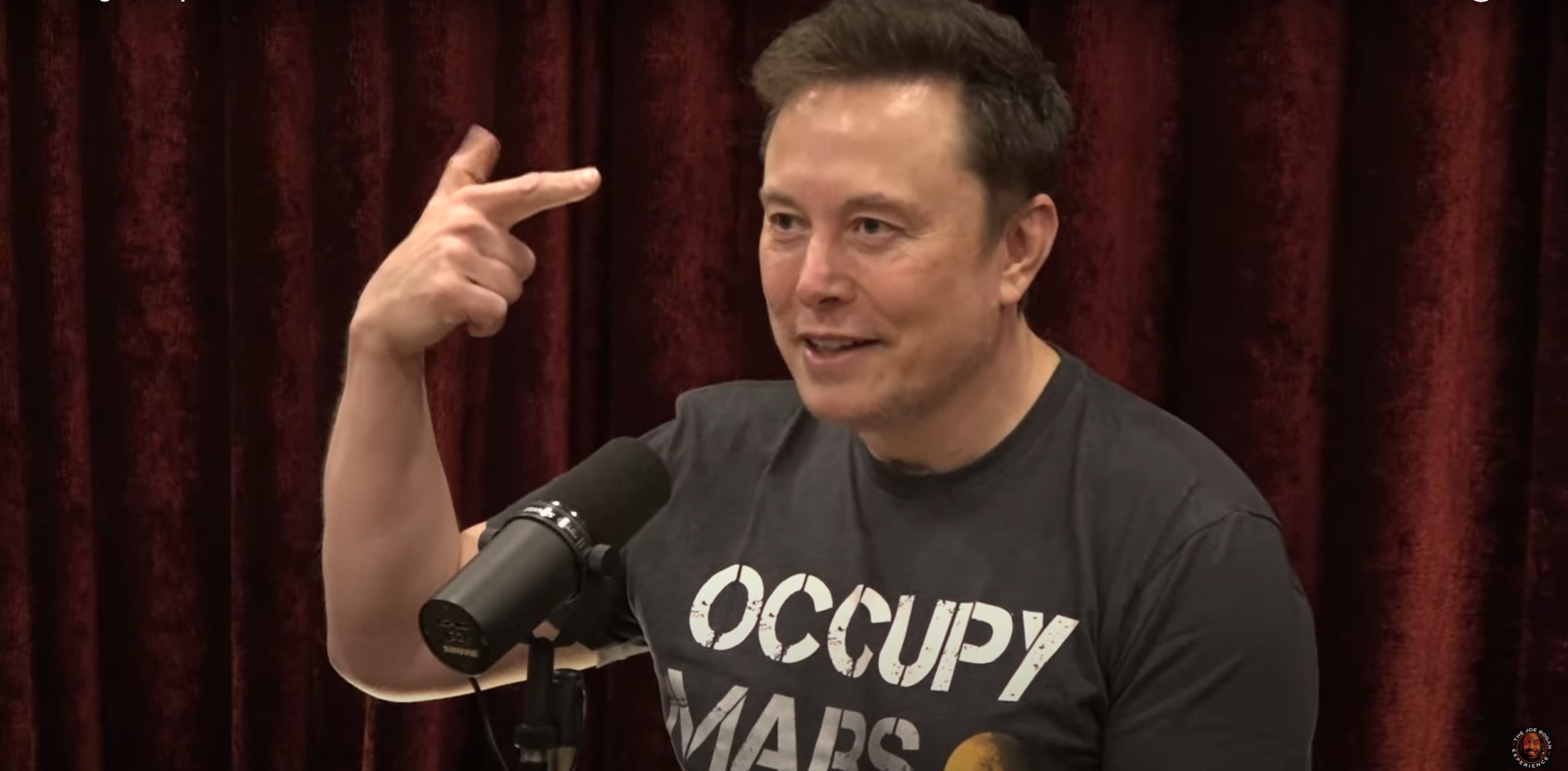 Elon Musk a lansat XChat, aplicația de mesagerie a platformei X. Noul instrument nu colectează datele utilizatorilor