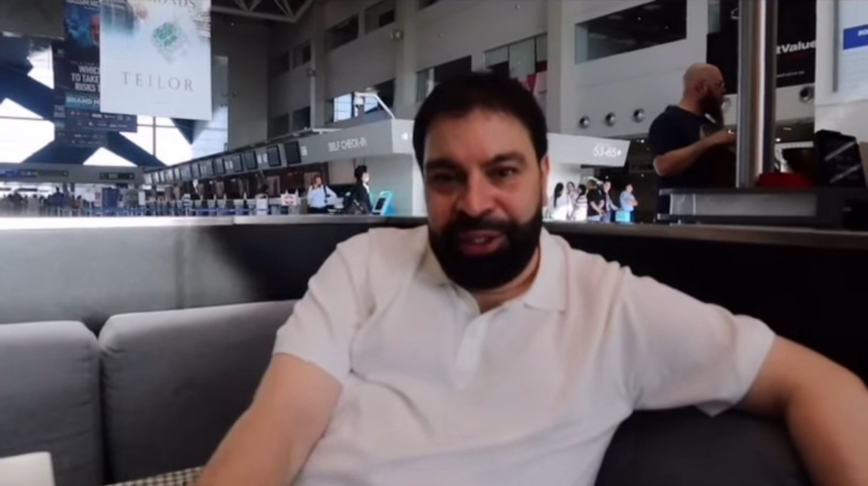 Selly l-a vrut pe scena Nibiru, dar Florin Salam a spus „nu”. Motivul invocat de manelist