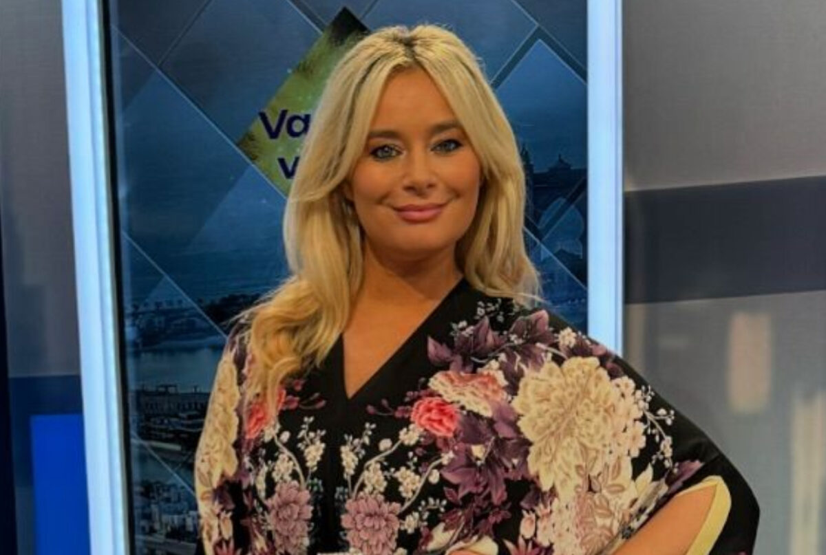 Cum reușește Laura Cosoi să-și ducă fetele la biserică. O metodă ingenioasă