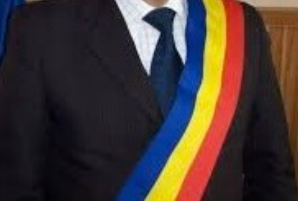 Nu vor reformă. Primarii din Cluj amenință cu demisiile dacă rămân fără viceprimari