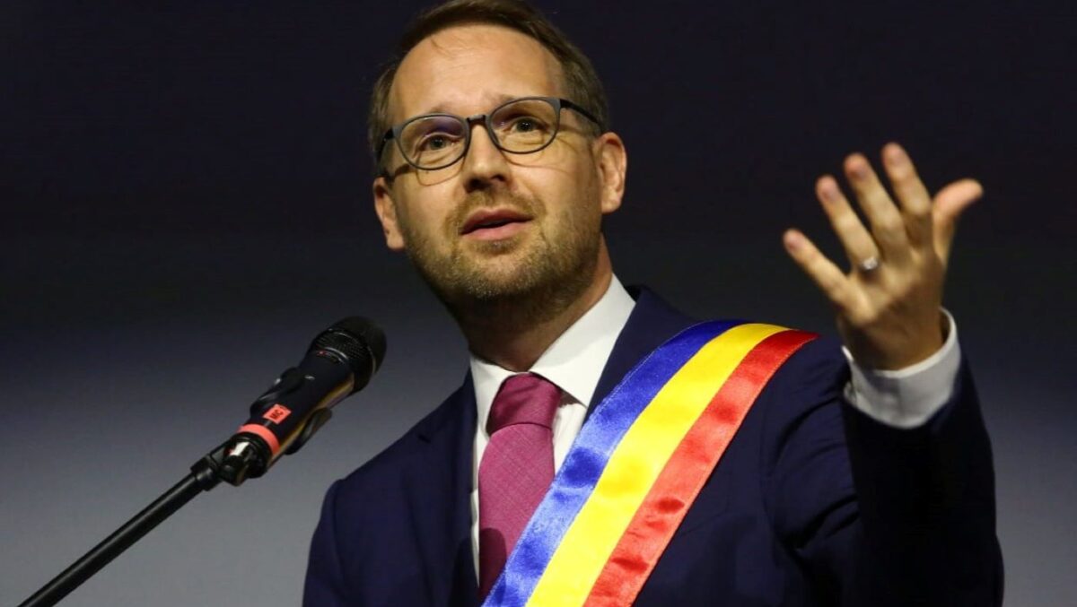 Dominic Fritz a devenit cetățean român cu acte în regulă. Urmează să depună jurământul