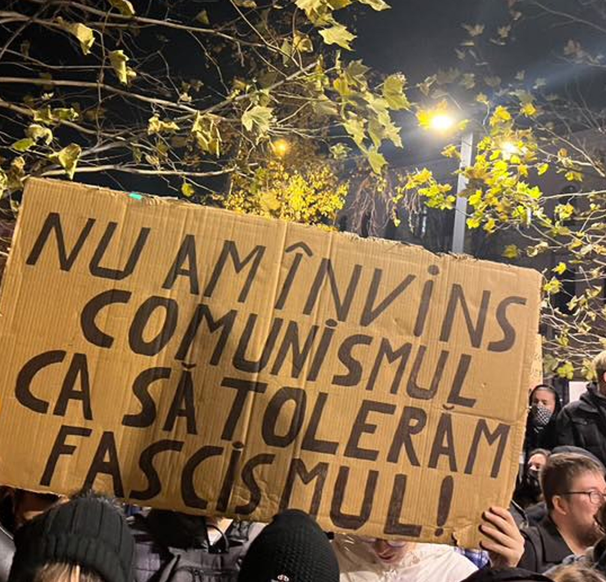 Tensiuni în creștere pe scena politică și în spațiul public. Robert Turcescu: Atmosfera începe să fie explozivă. Video