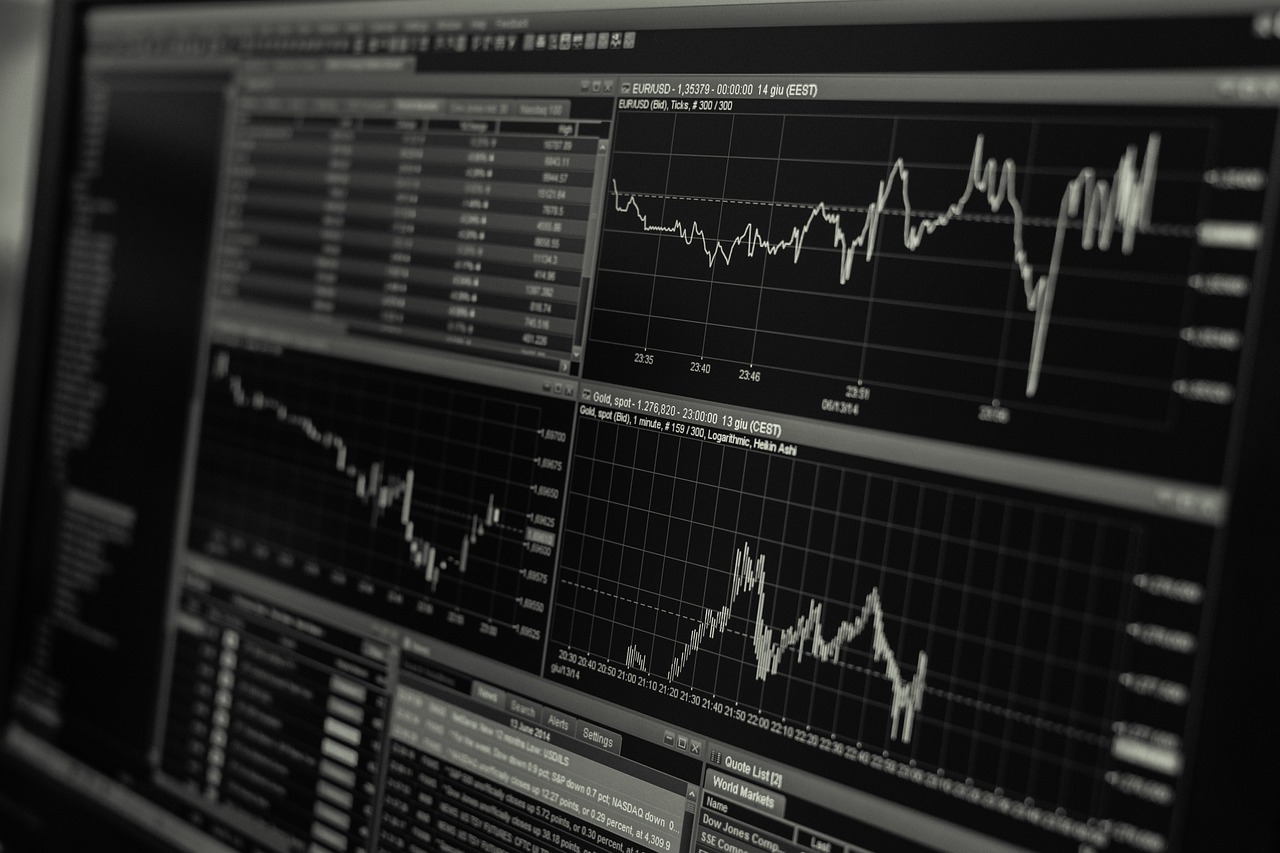 Avertismentul S&P Global: ratingul României ar putea fi redus după căderea Guvernului