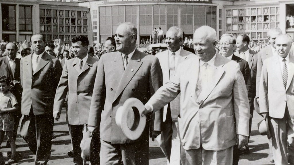 și Nikita Hrușciov, Nicolae Ceaușescu 