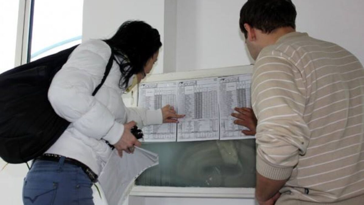 Aplicația E-bloc.ro, suspendată la cererea BNR