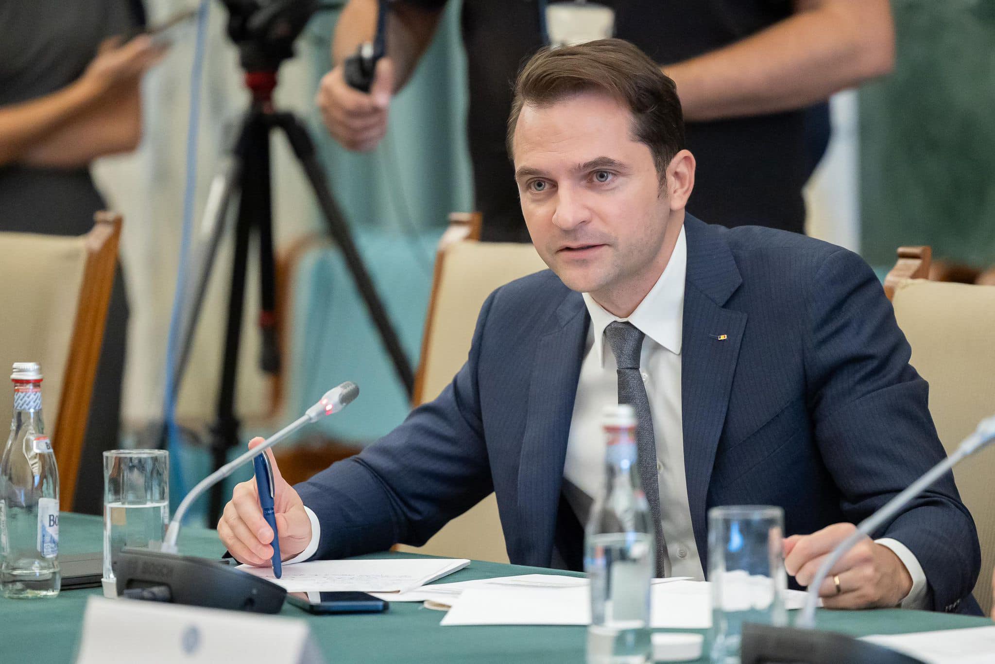 Sebastian Burduja anunță că va vota pentru susținerea lui Ilie Bolojan în PNL