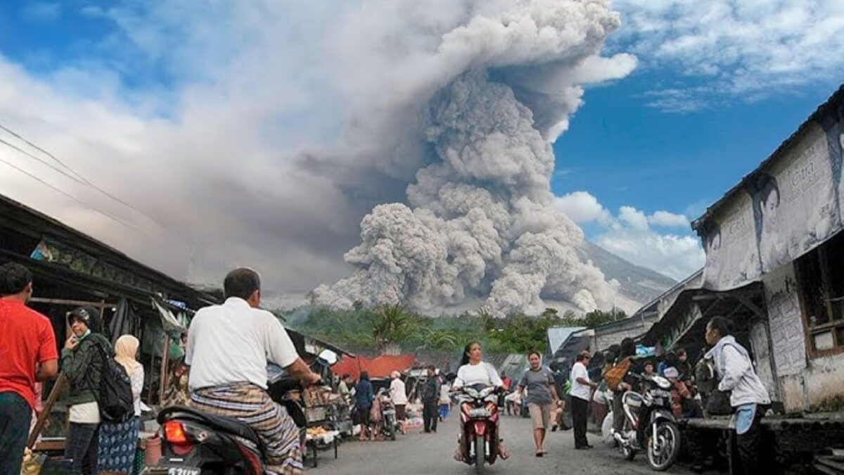 Vulcanul Kanlaon stă să erupă. Evacuări de urgență, autoritățile din Filipine se pregătesc pentru cel mai rău scenariu