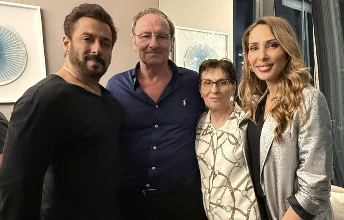 Salman Khan, alături de Iulia Vântur într-o zi extrem de importantă. Starul, asimilat total de familia vedetei