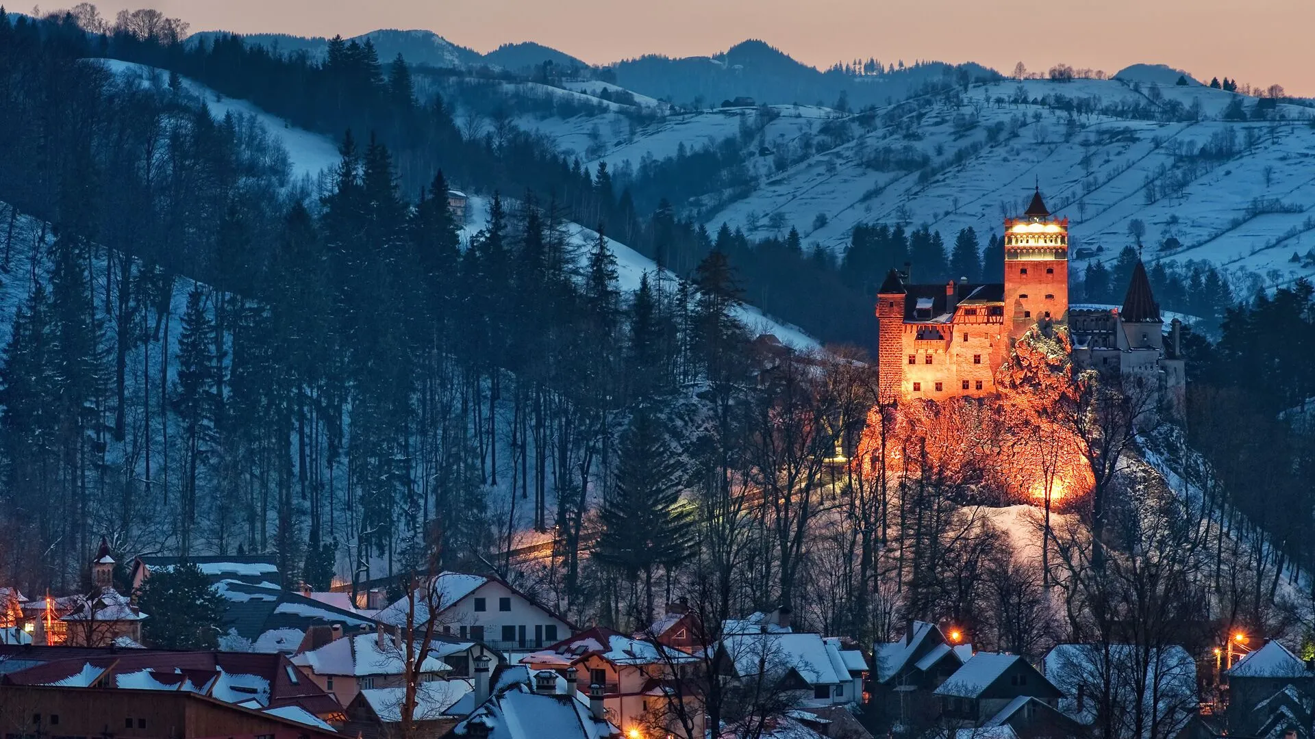 Castelul Bran și-a schimbat administratorul. Cine este Joel Weinshanker și care e legătura sa cu Elvis Presley