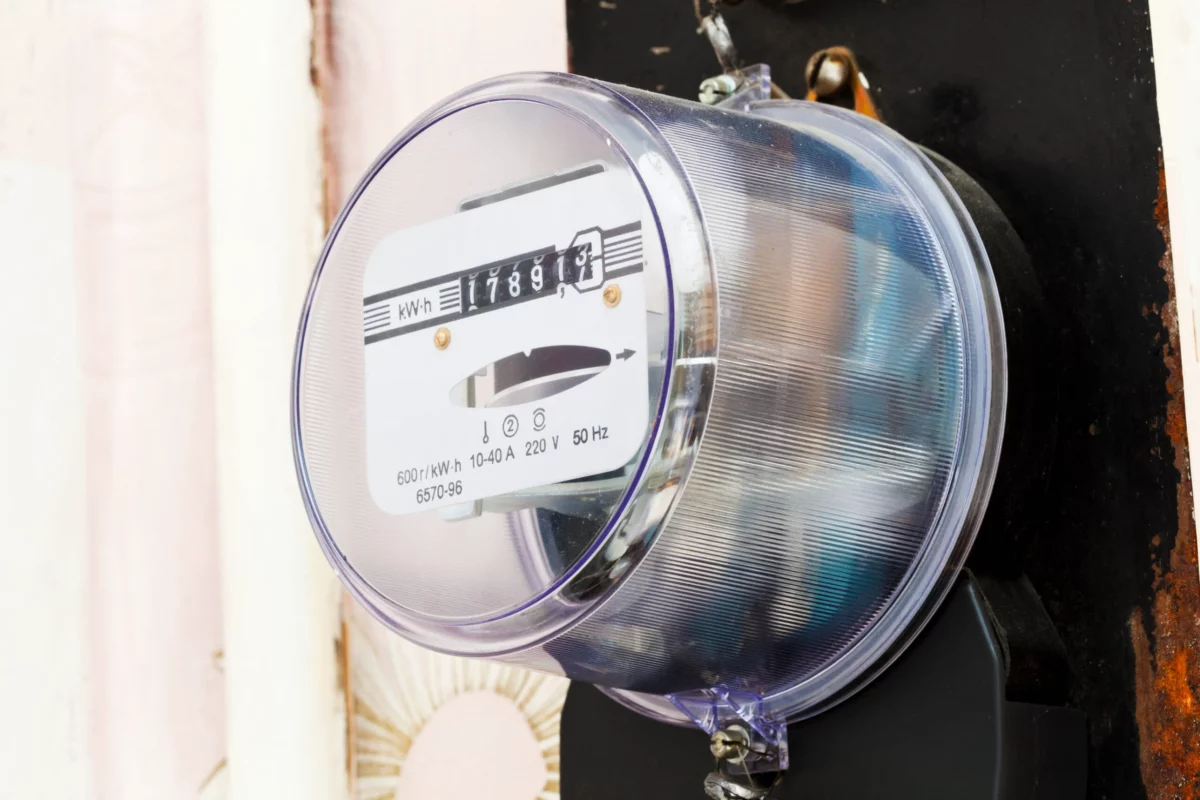 Schema de sprijin pentru facturile la curent se menține și după 31 martie. Condiții de acordare și reguli pentru cei care l-au primit până acum