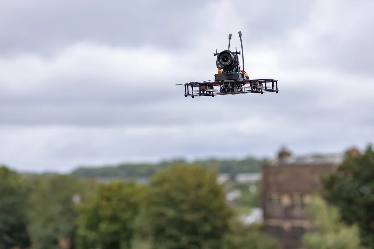 Cinci drone cu origine incertă au perturbat traficul aerian din Germania