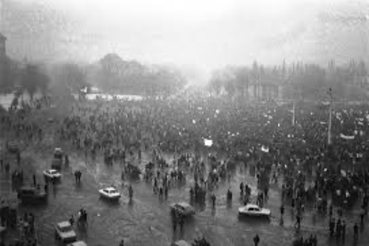 Victimele Mineriadei vor primi 5.000 de lei pe lună. Lista cu celelalte facilități. Legea intră în vigoare în 2027