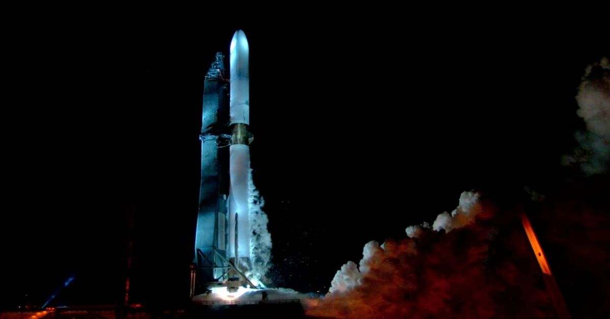 Vești proaste pentru Bezos. New Glenn a ajuns pe orbită, dar succesul a fost de scurtă durată