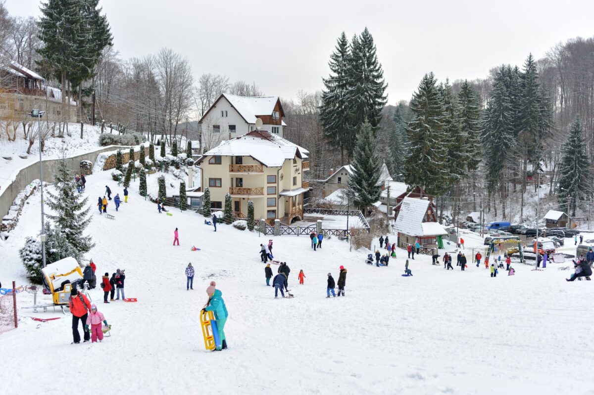 Şugaş Băi deschide pârtia de schi pe 17 ianuarie. Tarifele de anul acesta