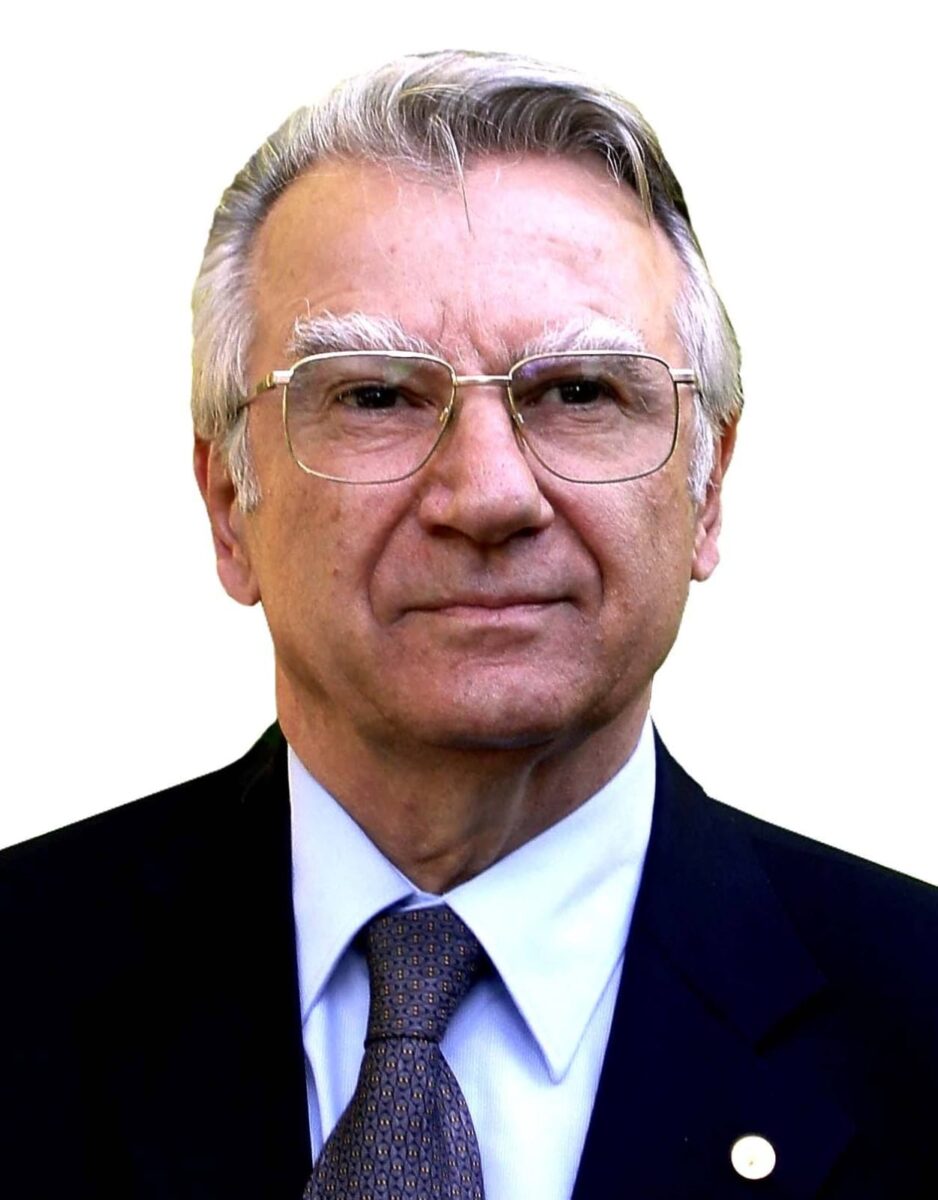 General maior (r) academician profesor doctor Victor Voicu: „Nu l-am susținut și nu îl voi susține niciodată pe Călin Georgescu”
