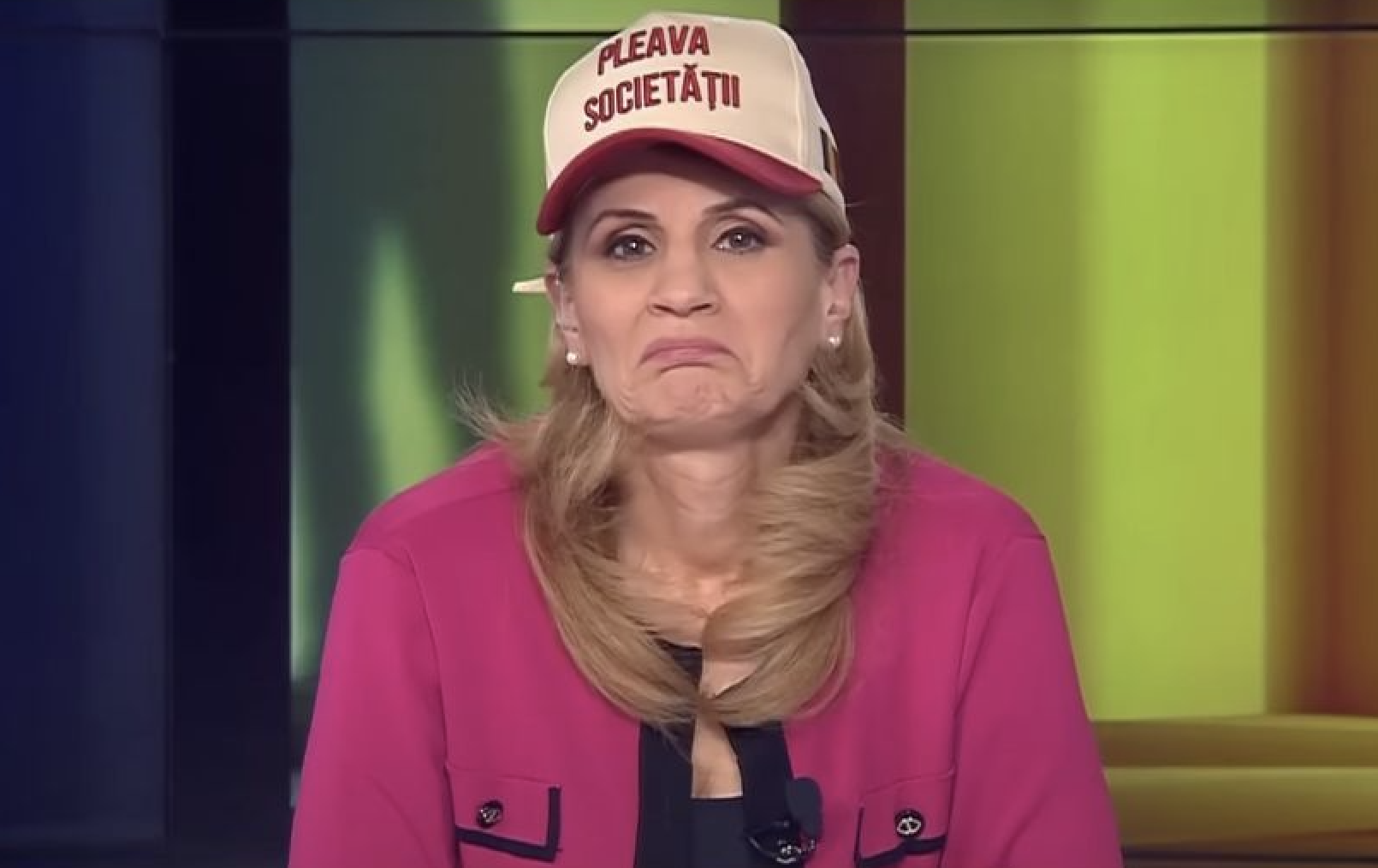 Anca Alexandrescu, atacă din nou: Călin Georgescu se consideră un Dumnezeu. AUR este părtaș la acest linșaj mediatic