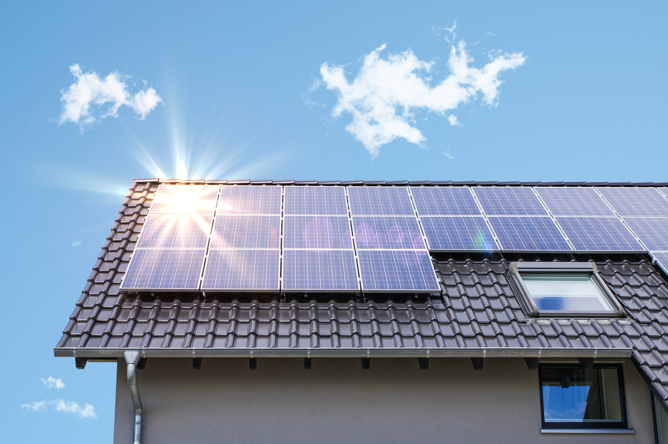 TVA zero pentru panourile fotovoltaice. Modelul din Germania, propus şi în România