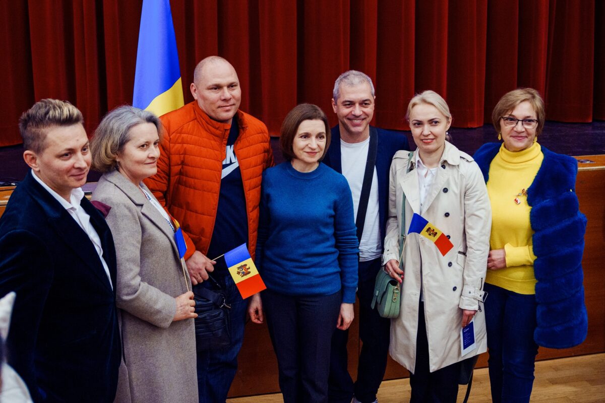 Garanții sociale pentru moldovenii din Franța. Maia Sandu anunță când va fi semnat Acordul dintre cele două țări