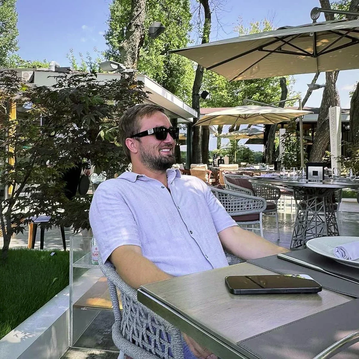 Povestea unui fecior de bani gata. Fost primar din partidul lui Vladimir Plahotniuc, client al cazinourilor, reţinut din nou