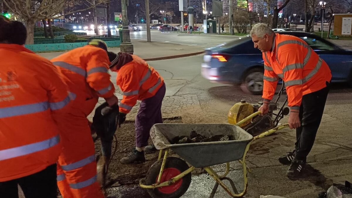 Bucureștiul intră în reparații capitale. Traficul devine și mai infernal. Foto