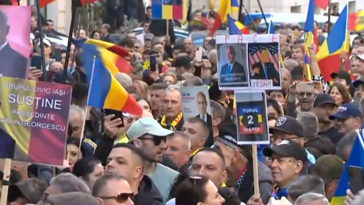 Fanii lui Georgescu, protest la Timișoara și manifest la Catedrala Neamului: Călin Georgescu președinte