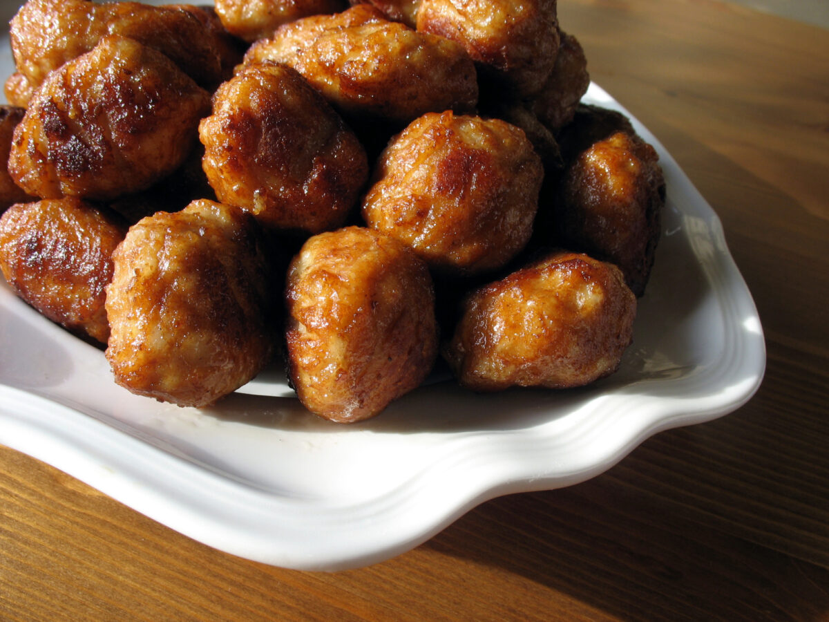 Chiftelele, preparatul clasic, cu adevărat savuros. Trucurile specialiștilor