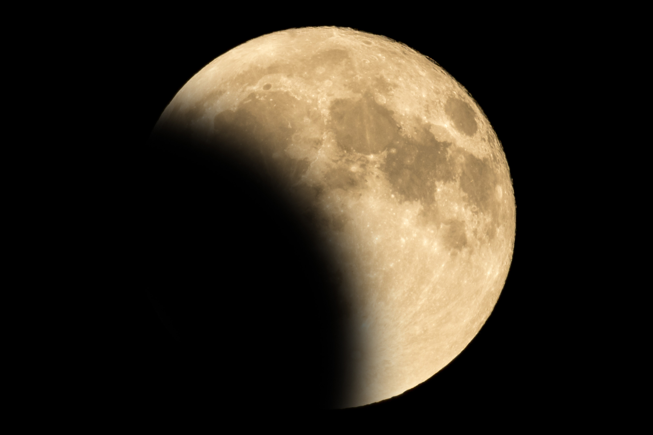 NASA accelerează planurile pentru baza permanentă de pe Lună. Primele etape ar urma să fie gata până în 2032