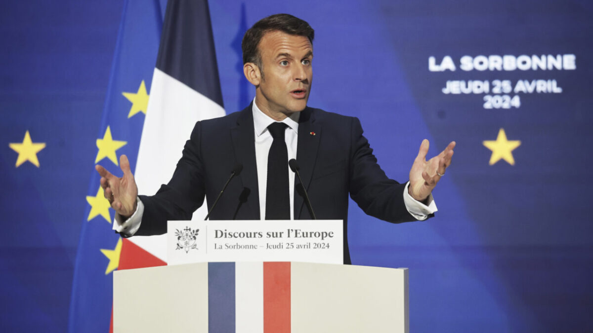 Emmanuel Macron, cel mai nepopular președinte francez din ultimele cinci decenii