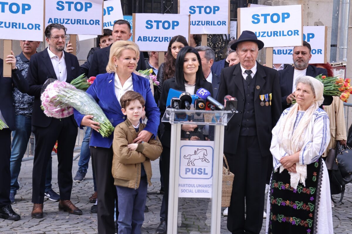 Lavinia Șandru și-a depus candidatura la BEC  