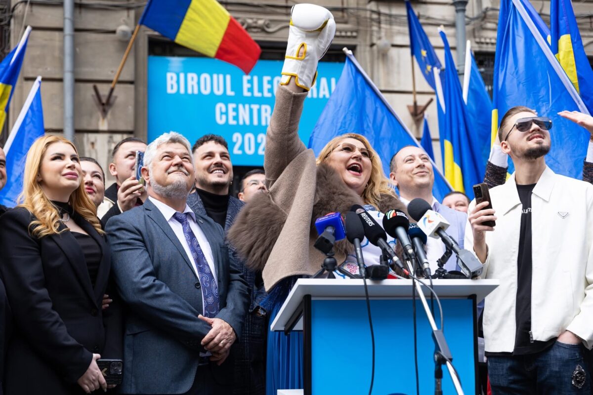 Șoșoacă s-a plâns la Trump, după respingerea candidaturii: Ursula von der Leyen este direct implicată