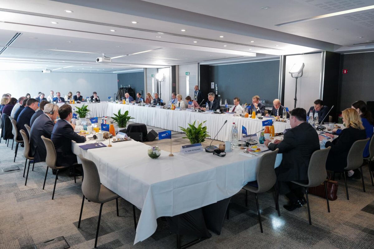 Summit-ul UE de la Bruxelles. Ilie Bolojan, două întâlniri de gradul zero