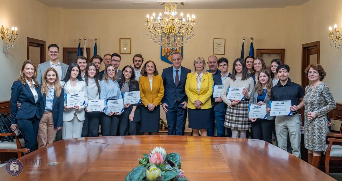 O nouă generație de specialiști! Universitatea de Medicină și Farmacie „Iuliu Hațieganu”Cluj inspiră prin inovație