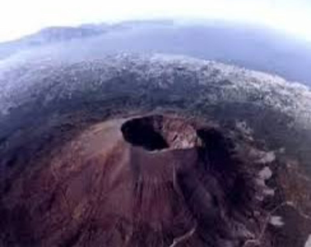 Vulcanul care amenință cu un dezastru colosal: Mai periculos decât Vezuviu