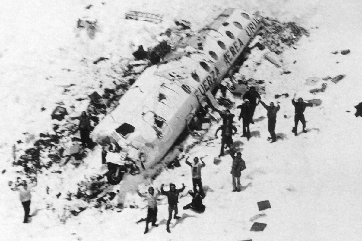 Accident aviatic în Anzi. Lupta incredibilă pentru supraviețuire