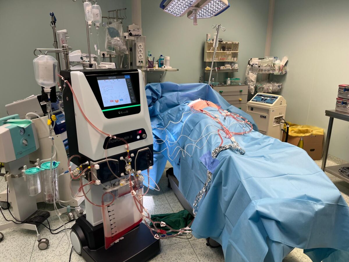 Bolnavă cu cancer ovarian, tratată cu tehnica inovatoare HIPEC, la Oradea