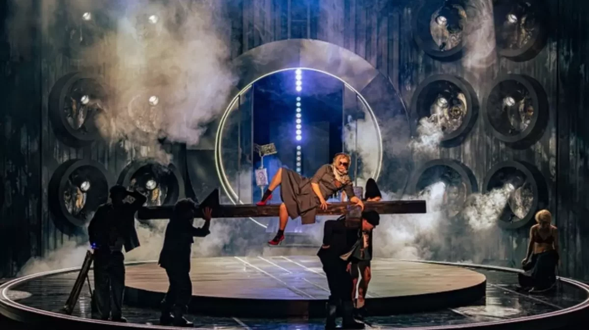 Proorocul Ilie aprinde spiritele. Scandal între două vedete