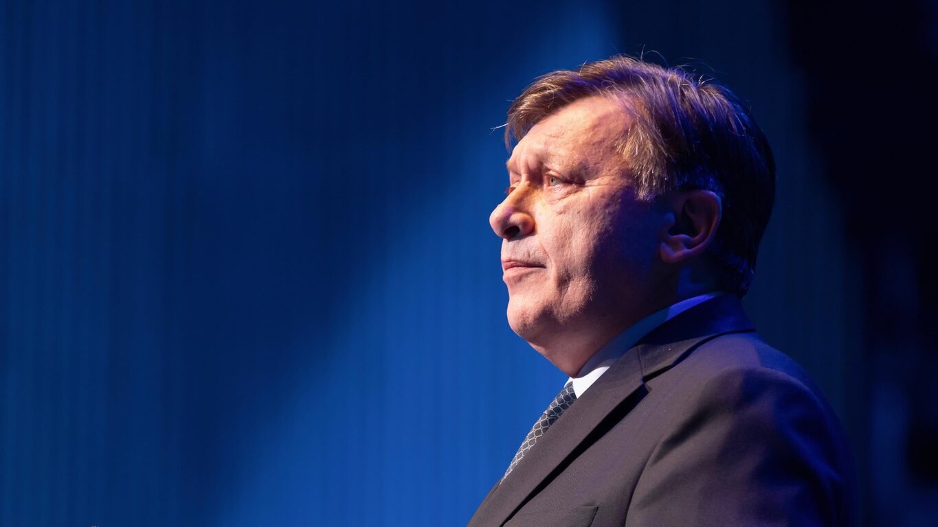 Un mare avantaj al societății românești, remarcat de Crin Antonescu: Nu suntem otrăviți de progresism