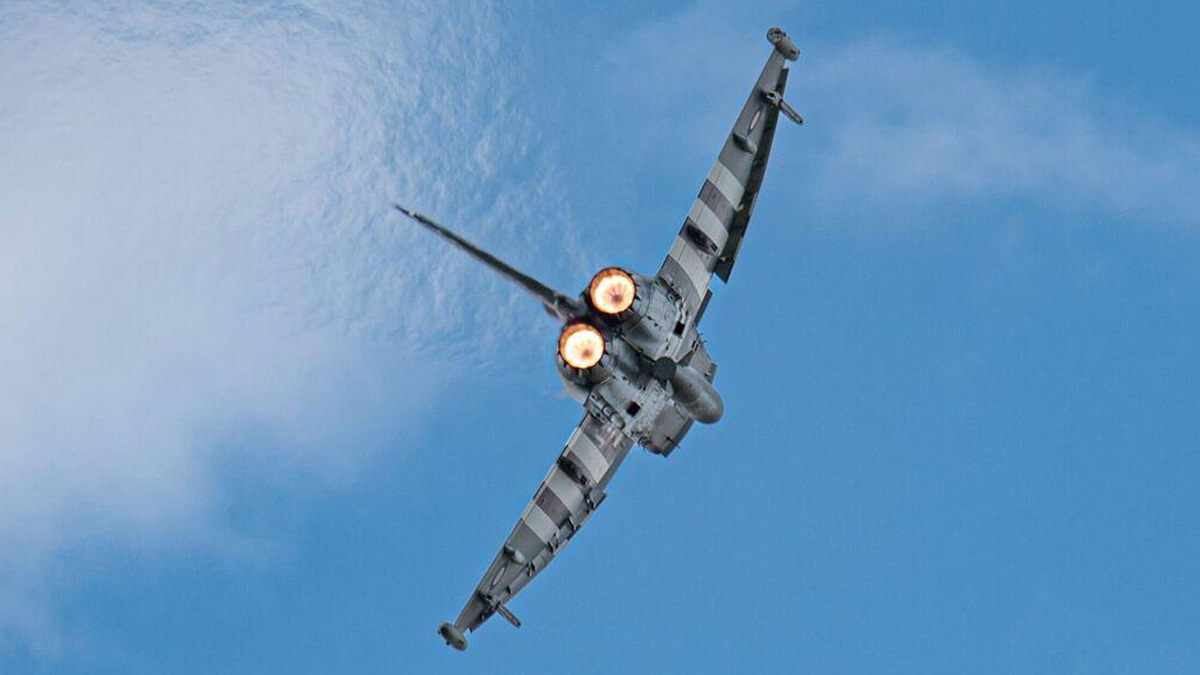 Incidente majore la granița NATO. Aeronave rusești de spionaj, interceptate de avioane britanice