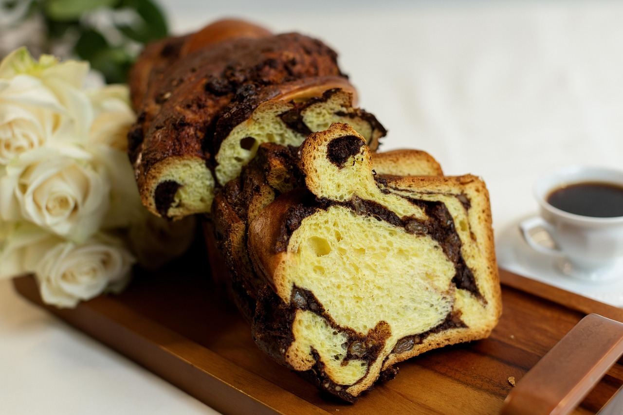 Trei rețete de cozonaci pentru masa de Paște. Ce ingrediente sunt necesare