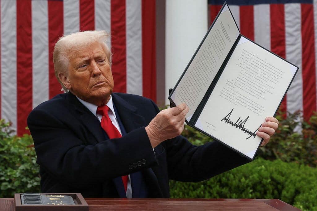 Trump a dat ordin și SUA fac prima mutare în războiul dintre Iran și Israel