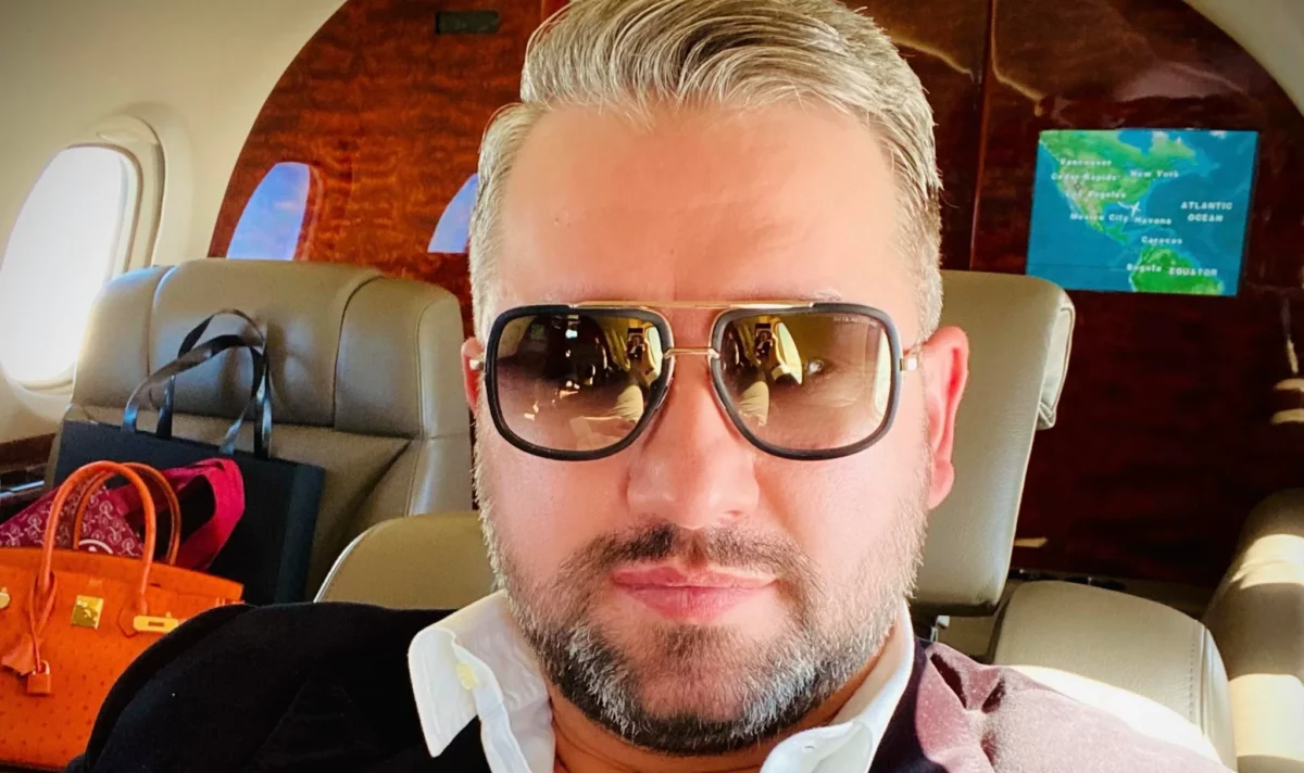 Hunor, critici la adresa lui Sprînceană: Să vorbească despre politică la cârciumă