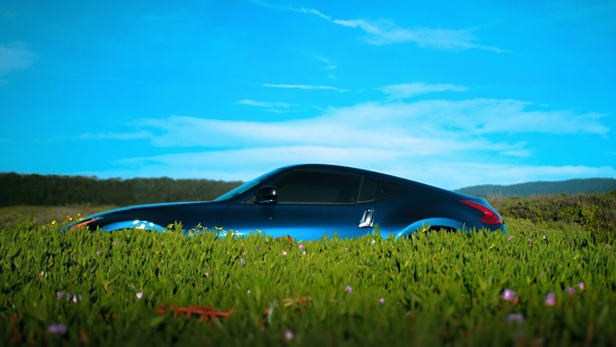 Primăvara nu așteaptă. Cum să-ți începi aventura cu un serviciu de Închiriere auto