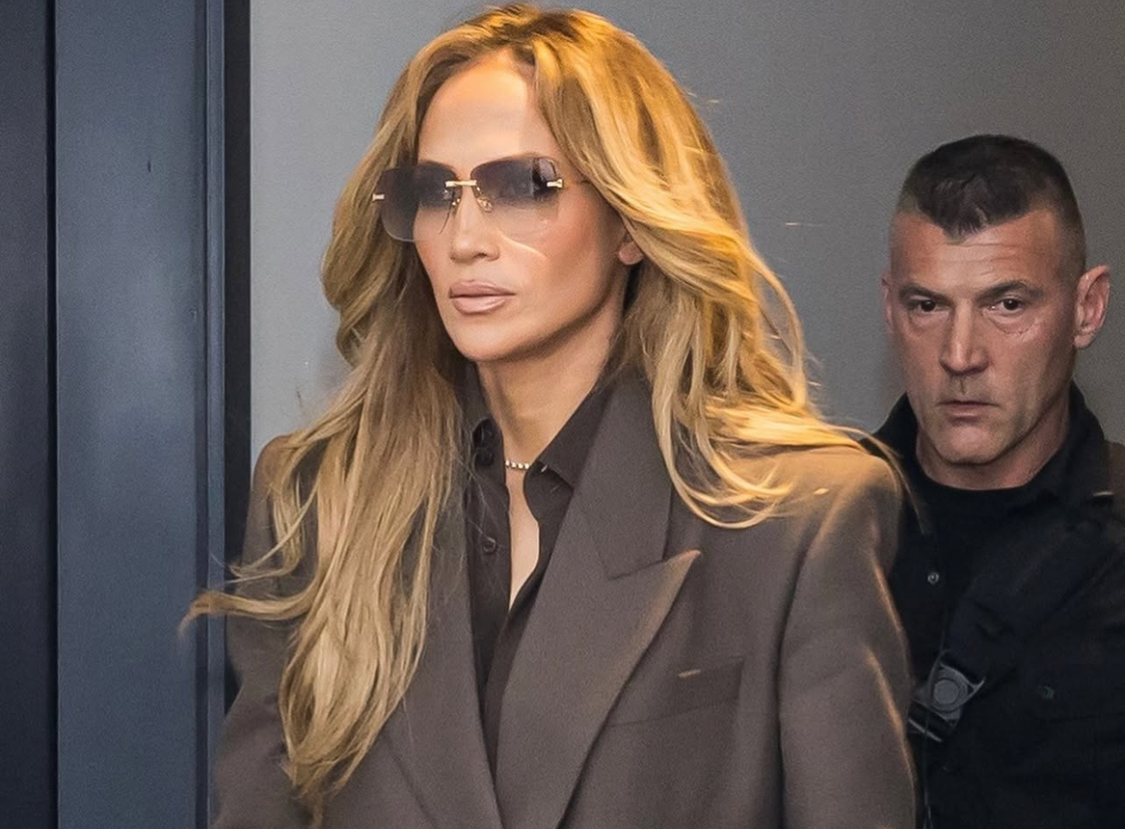 Jennifer Lopez a uimit internetul cu pozele pe care și le-a făcut la sală