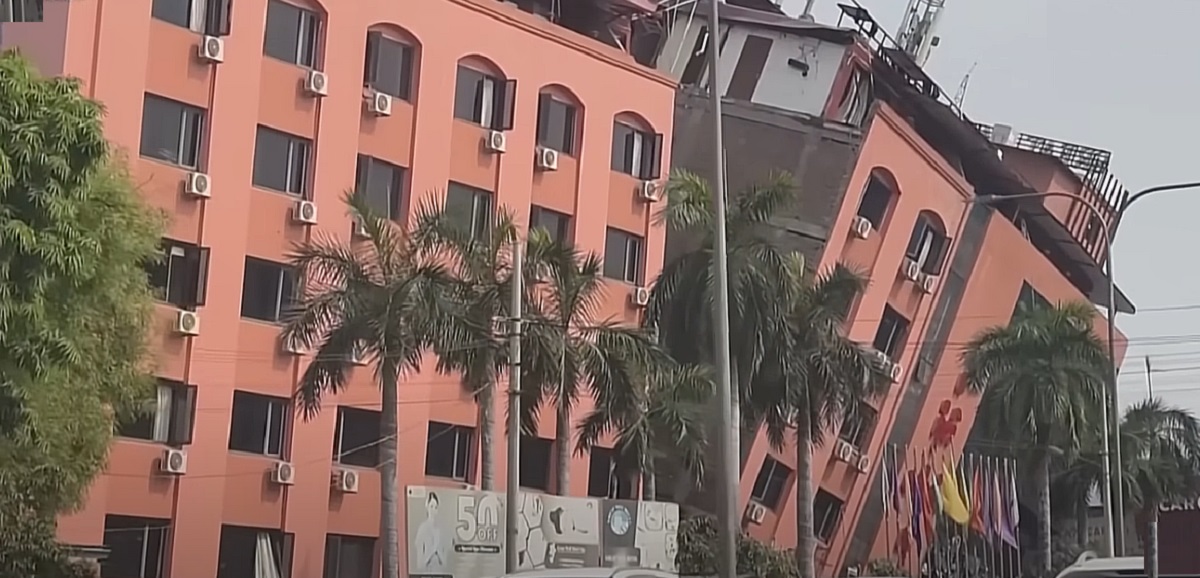 Salvatorii găsesc încă supaviețuitori sub dărâmăturile din Myanmar