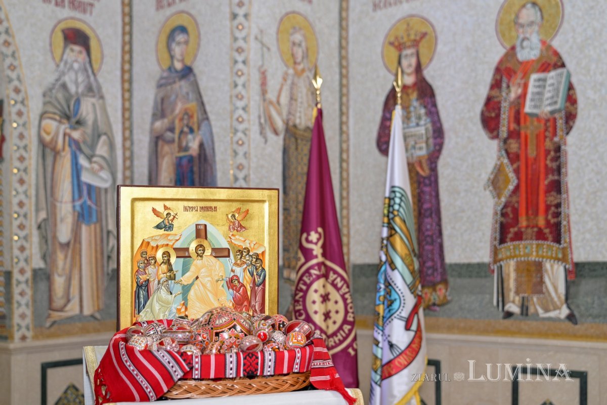 Cei doi tâlhari, răstigniți lângă Iisus, alegerea fiecăruia dintre noi